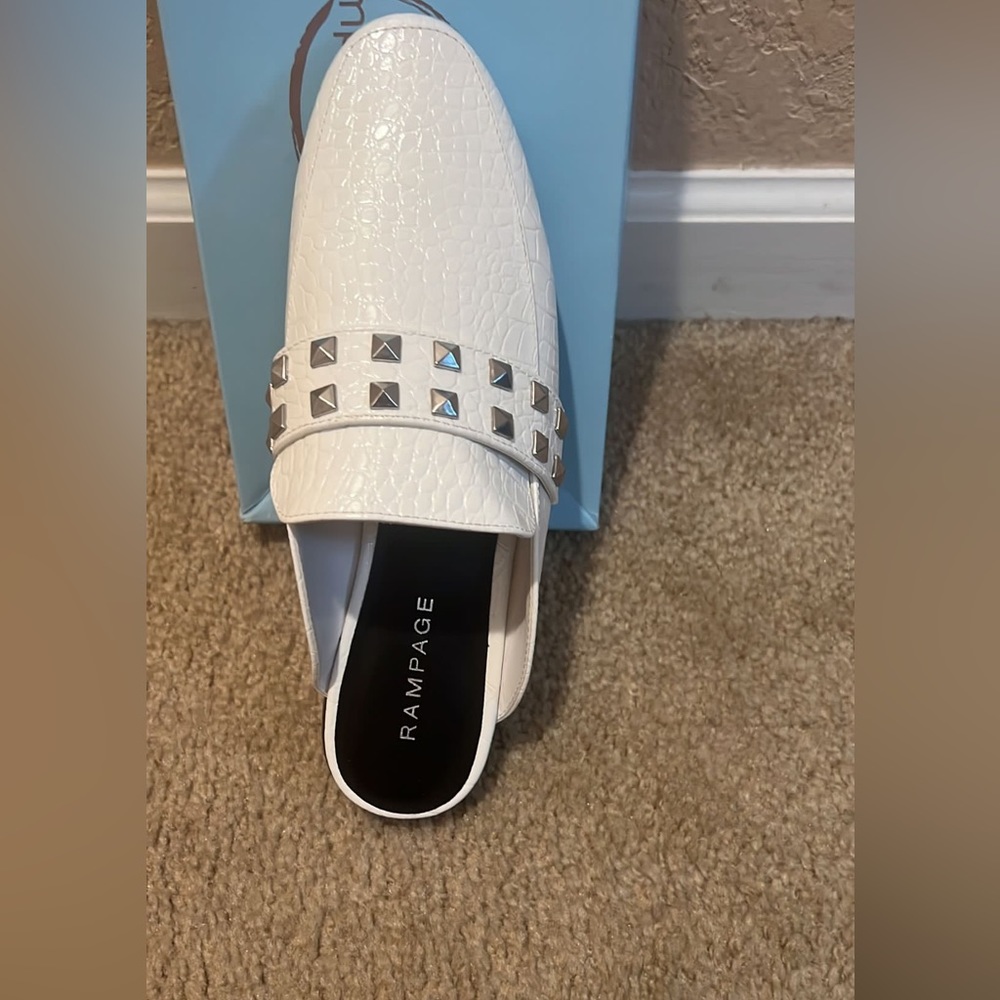 Shoes 7.5